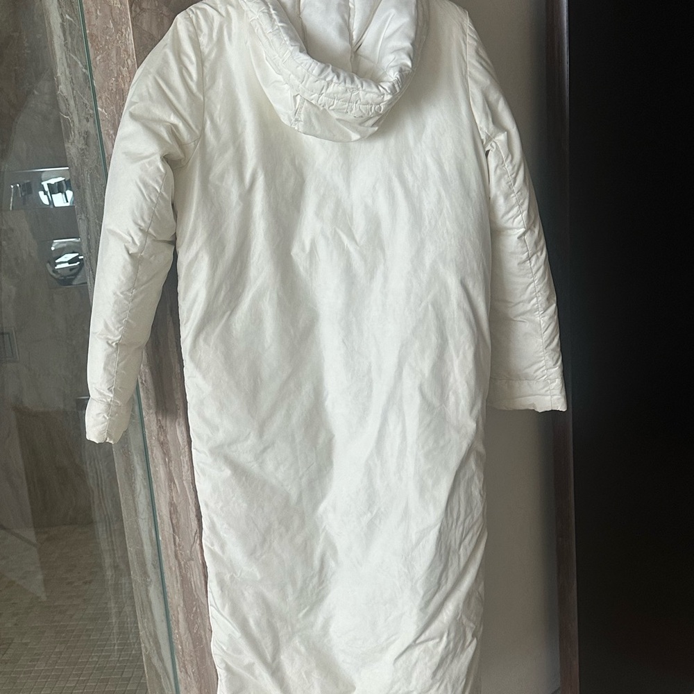 Women's Stunning Ralph Lauren Long White Puffer Coat with Hood - Picture 3 of 8